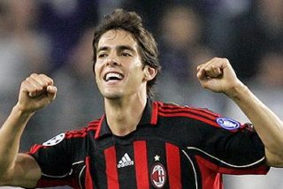 Kak&aacute; rechaza irse al Manchester City y espera una oferta del Madrid