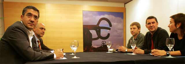 ¿Apuesta ETA por Patxi López para retomar el "proceso de paz"?