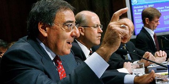 El director de la CIA acusa a Cheney de "desear" nuevos atentados en EEUU