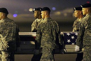 El dilema de cubrir la guerra de Afganist&aacute;n