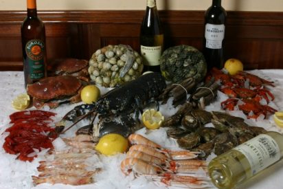 Esta Navidad toca comer la mitad de marisco, en especial, gambas