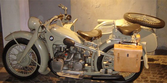 "Las BMW recuerdan a las Cagiva de hace 20 a&ntilde;os: poco fiables, materiales de poca calidad y precios altos"