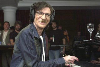 Absuelven a Charly Garc&iacute;a por la agresi&oacute;n a un fot&oacute;grafo