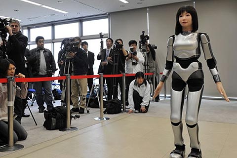 El robot que puede dejar en paro a muchas modelos