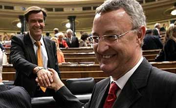 L&oacute;pez Aguilar se asusta y califica ahora de "propaganda" el acercamiento de CC al PSOE