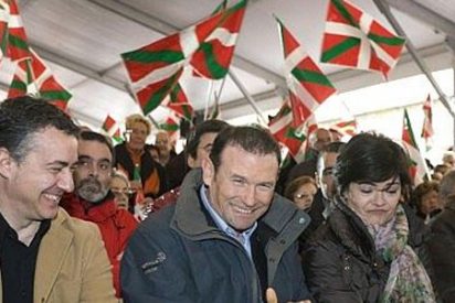Urkullu, en el monte: "La bandera espa&ntilde;ola pronto ondear&aacute; en Ajuria Enea"