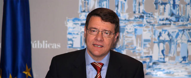 Un ex ministro de ZP le deja con el culo al aire desvelando su estrategia contra "los empresarios malignos"