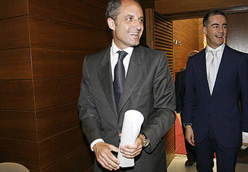 El Tribunal Superior de Valencia cita como imputados a Camps y Ricardo Costa
