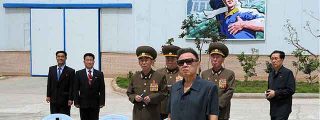 Corea del Norte difunde fotos de su tirano para difuminar los rumores sobre su grave enfermedad