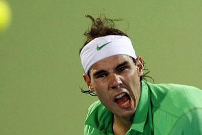 Nadal bate Soderling en la final de Abu Dhabi
