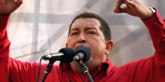 El "Gorila Rojo" presentó su nuevo programa de radio