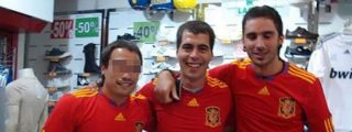 Gudaris enfundados con 'la Roja'
