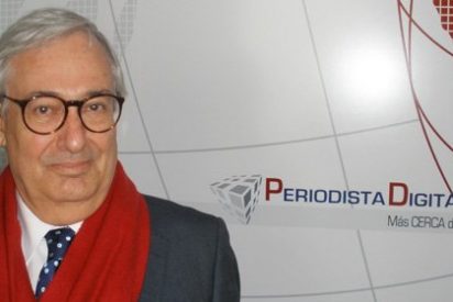 "Como Rajoy abra la boca y dijese lo que &eacute;l har&iacute;a, el PSOE mayor&iacute;a absoluta"