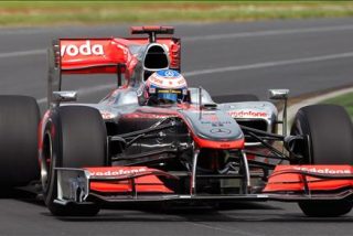 Los McLaren-Mercedes dominan la segunda sesi&oacute;n libre del GP de Australia