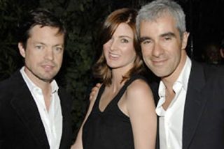 Nicolas Berggruen, Jen McCurdy y Martin Franklin, en la fiesta posterior a los Oscar 2010.