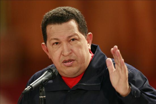 Ch&aacute;vez consigue ayuda millonaria de China a cambio de petr&oacute;leo