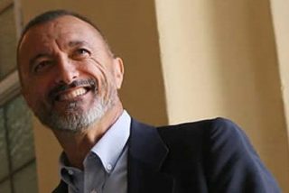 P&eacute;rez Reverte dice que los espa&ntilde;oles "s&oacute;lo hemos sido solidarios con el enemigo, no entre nosotros"