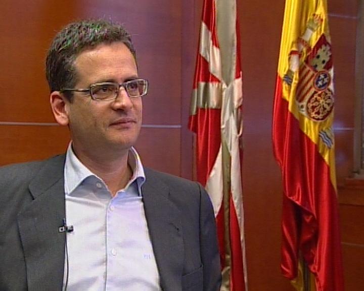 Basagoiti cree que ETA podr&iacute;a anunciar una tregua "en las pr&oacute;ximas semanas"
