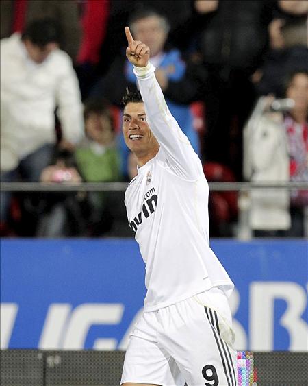 Cristiano Ronaldo tambi&eacute;n golea en las portadas