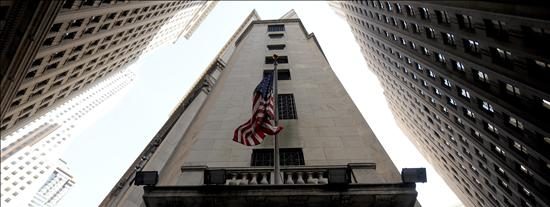 Wall Street vive una sesi&oacute;n dram&aacute;tica por un posible error humano