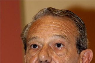 Navarro-Valls niega que haya una "voluntad encubridora" del Vaticano en los casos de abusos