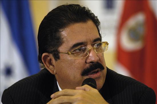 Zelaya propone un plan de reconciliación para normalizar la situación en Honduras