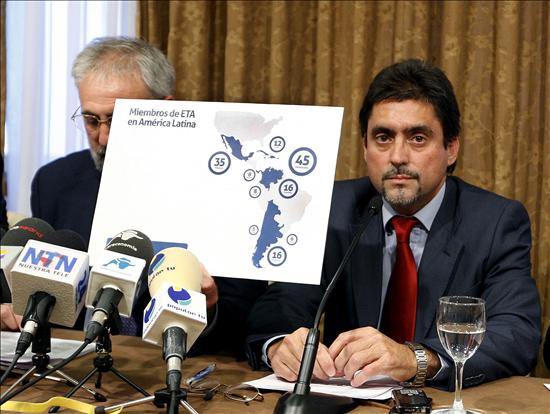 La AVT acusa a Ch&aacute;vez de ser un "mecenas" del terrorismo en Latinoam&eacute;rica