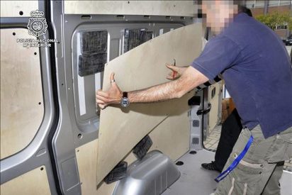 Caen seis "narcos" con cien kilos de coca ocultos en un contenedor con bananas