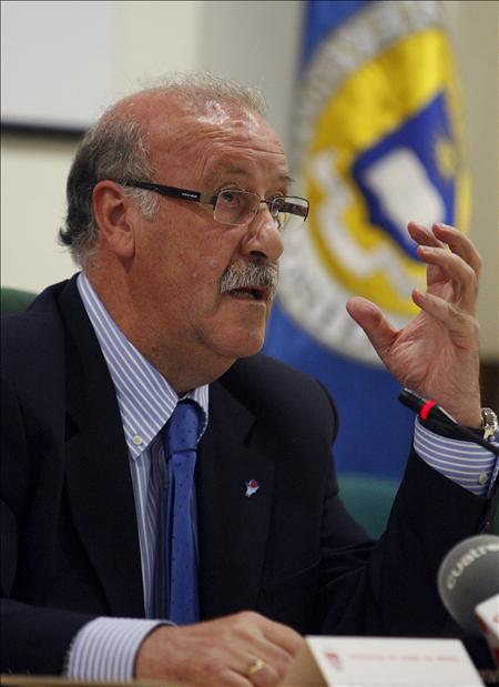Del Bosque dice que el Barcelona merec&iacute;a la final de la Liga de Campeones