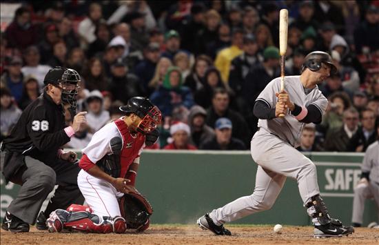 Posada se perderá un mes por fractura y Ramírez es baja con los Dodgers