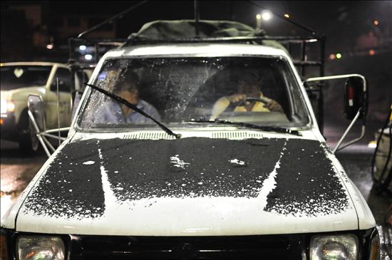 El Pacaya entra en una nueva fase eruptiva mientras sigue la evacuaci&oacute;n de personas