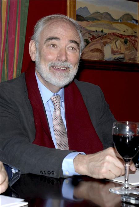 Juan Pedro Aparicio dice que "lo m&aacute;s grave del franquismo no fue la guerra sino la paz"