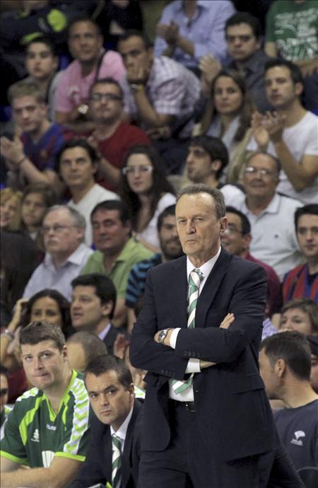 Unicaja olvida las lamentaciones y busca el triunfo sobre el Barcelona para lograr el factor cancha