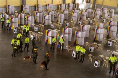 Abren los centros de votaci&oacute;n para las elecciones presidenciales en Colombia