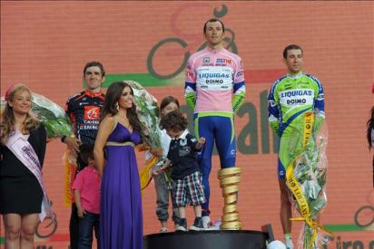 Basso vuelve a ganar la carrera rosa, Arroyo se mantuvo segundo