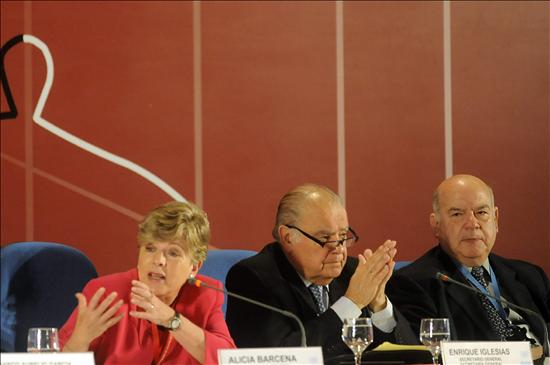 Enrique Iglesias pronostica una crisis duradera y un nuevo orden de poder mundial