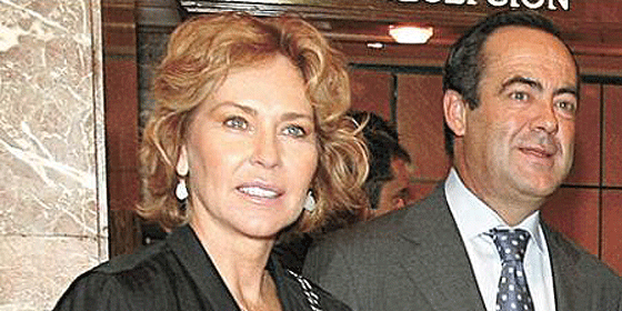 Jos&eacute; Bono con su esposa.
