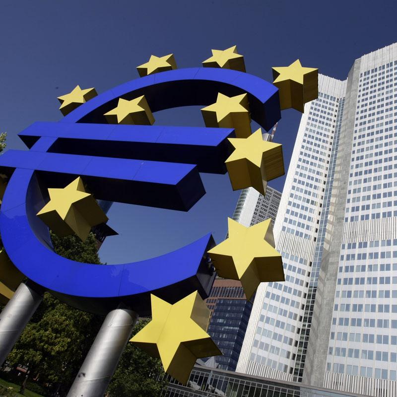 El BCE adjudica 131.933 millones a tres meses al 1%