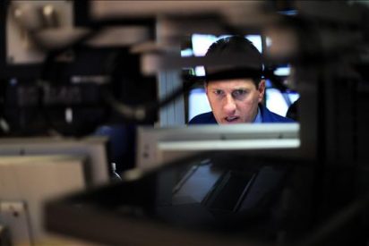 Wall Street eleva su avance hasta el 1 por ciento al conocer el aumento de venta de viviendas