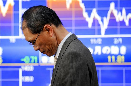 El Nikkei sube 310,95 puntos el 3,23 por ciento hasta los 9.914,19 puntos