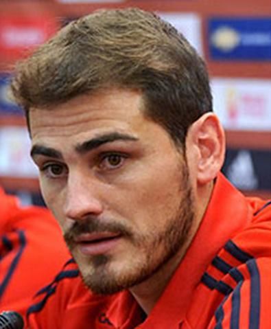 La barba de Iker Casillas marca estilo en 'La Roja'