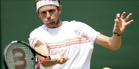 Fish doblega a Isner y conquista su quinto t&iacute;tulo