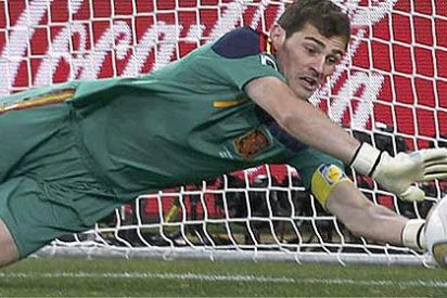 Iker Casillas designado como el mejor portero del Mundial de Sud&aacute;frica