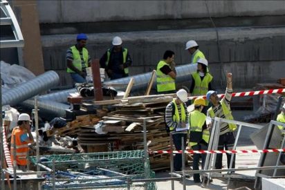 Querella contra 7 personas, entre ellos 3 funcionarios de la Generalitat, por ama&ntilde;ar c&eacute;dulas