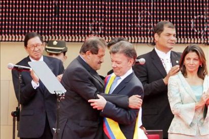 El vicepresidente colombiano sufre infarto y es trasladado a clínica de Bogotá