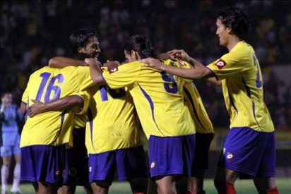 Colombia viaja a Lima antes de desplazarse a La Paz para su partido amistoso