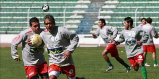 Bolivia y Colombia se enfrentan con la vista puesta en la Copa Am&eacute;rica