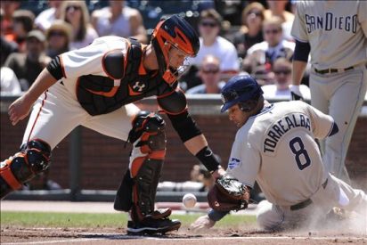 Padres y Bravos incrementaron la ventaja de l&iacute;deres