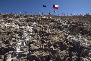 El presidente Pi&ntilde;era confirma que los 33 mineros chilenos est&aacute;n vivos