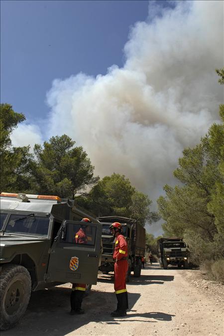 El incendio de Benirràs ha arrasado ya 400 hectáreas